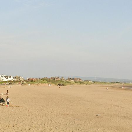 Tigh Beag Villa Трун Екстериор снимка