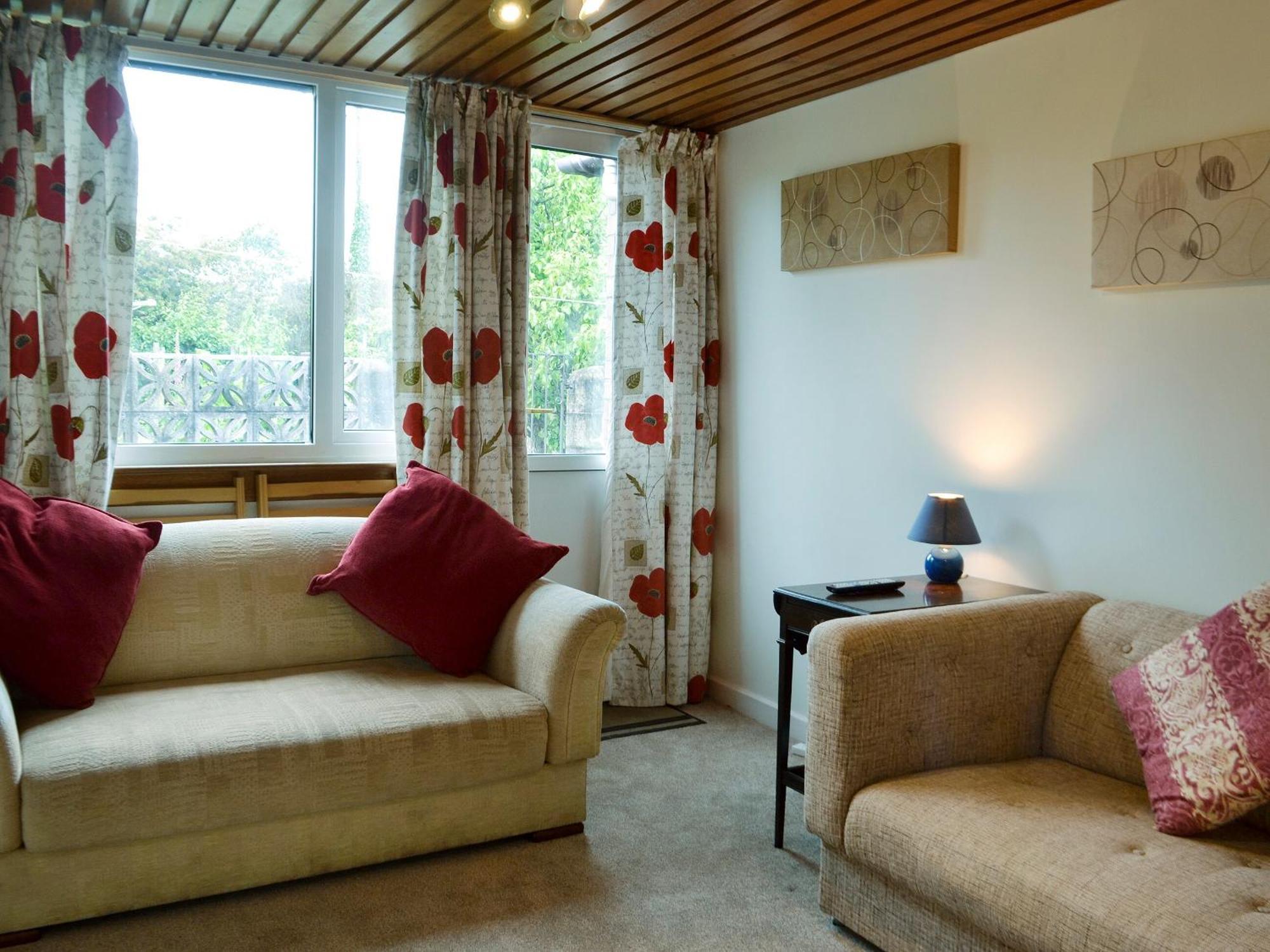 Tigh Beag Villa Трун Екстериор снимка